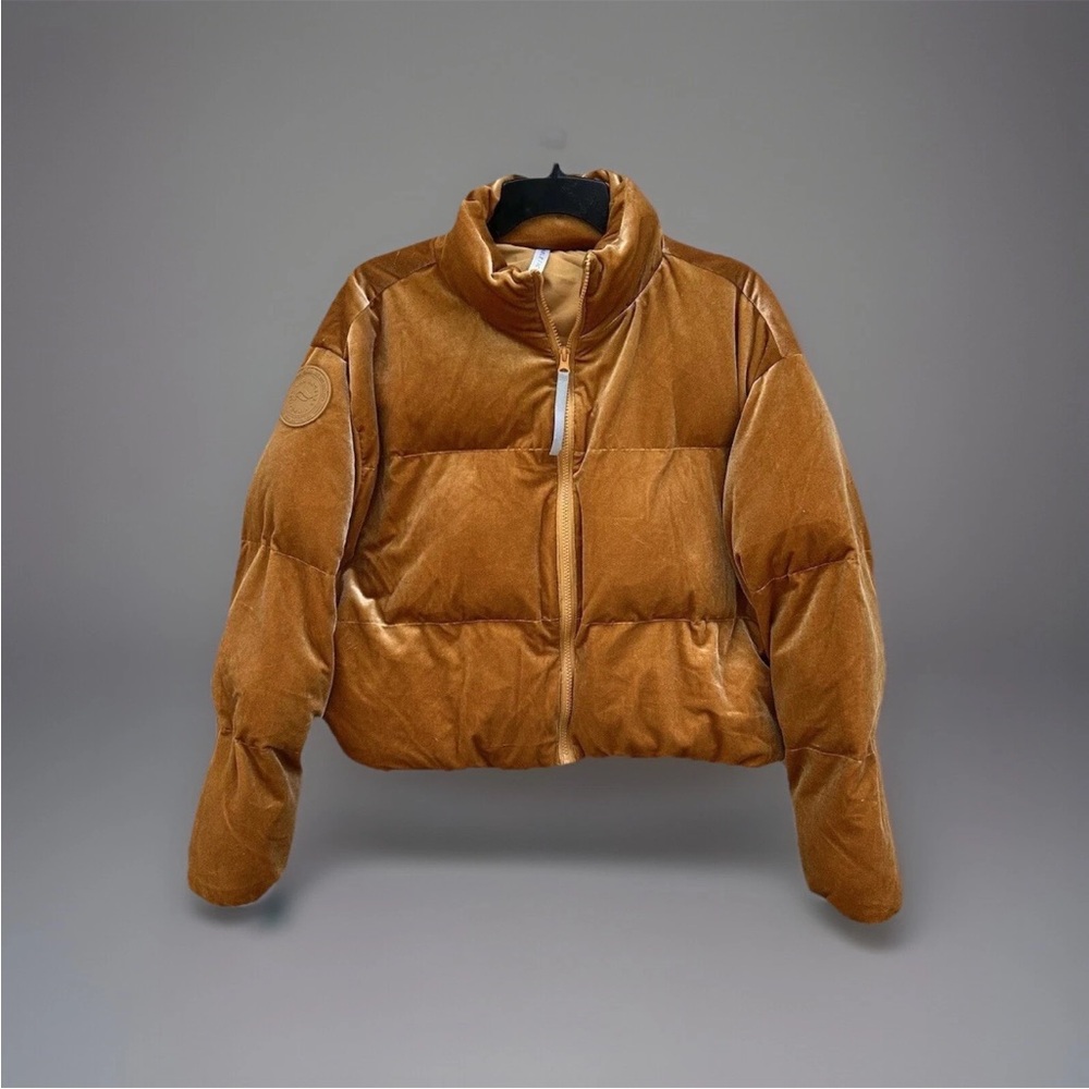 Fabletics Wander Velour Cropped Puffer Jacket Small